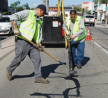 VenturaCityWorker_Streets200x220.jpg