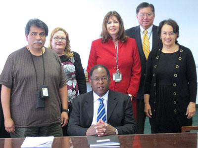 Supervisor Mark Ridley-Thomas visits LA county child welfare hotline.